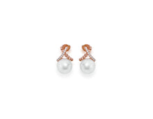 Load image into Gallery viewer, 18K Gold Fresh Water Pearl Earrings
