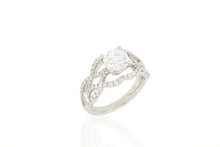 Load image into Gallery viewer, 18K Gold Diamond Ring
