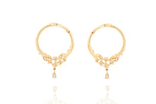 Load image into Gallery viewer, 18K Gold Diamond Earring
