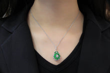 Load image into Gallery viewer, 18K Gold Jadeite Pendant
