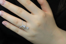 Load image into Gallery viewer, 18K Gold Diamond Ring
