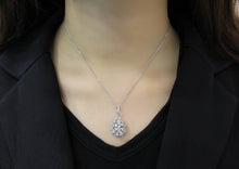 Load image into Gallery viewer, 18K Gold Jadeite Pendant
