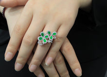 Load image into Gallery viewer, 18K Gold Jadeite Ring
