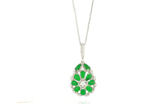 Load image into Gallery viewer, 18K Gold Jadeite Pendant
