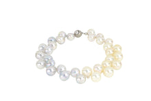 Load image into Gallery viewer, Akoya Pearl Bracelet
