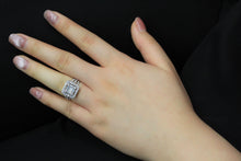 Load image into Gallery viewer, 18K Gold Diamond Ring
