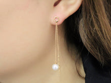 Load image into Gallery viewer, Fresh Water Pearl Earrings
