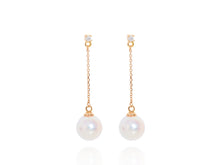Load image into Gallery viewer, Akoya Pearl Earrings
