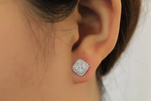 Load image into Gallery viewer, 18K White Gold Diamond Earring
