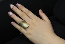 Load image into Gallery viewer, 18K Gold Ring
