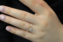 Load image into Gallery viewer, 18K Rose Gold Diamond Ring
