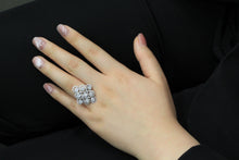 Load image into Gallery viewer, 18K Gold Diamond Ring
