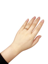 Load image into Gallery viewer, 18K Rose Gold Ring

