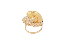 Load image into Gallery viewer, 18K Gold Ring

