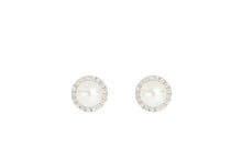 Load image into Gallery viewer, Akoya Pearl Earrings
