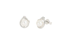 Load image into Gallery viewer, Akoya Pearl Earrings

